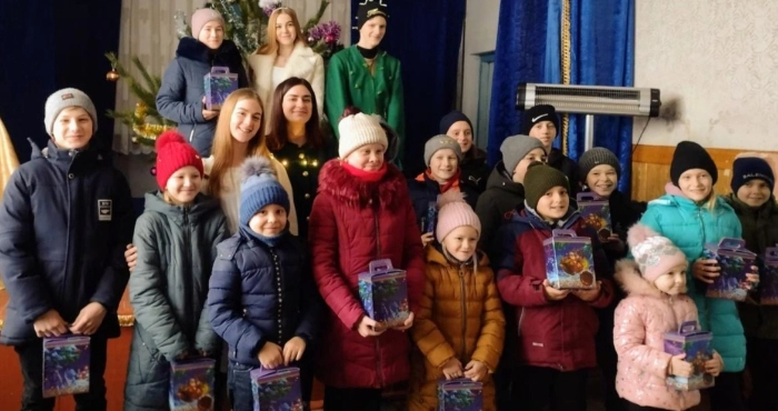 У селі Кобча влаштували свято для дітей